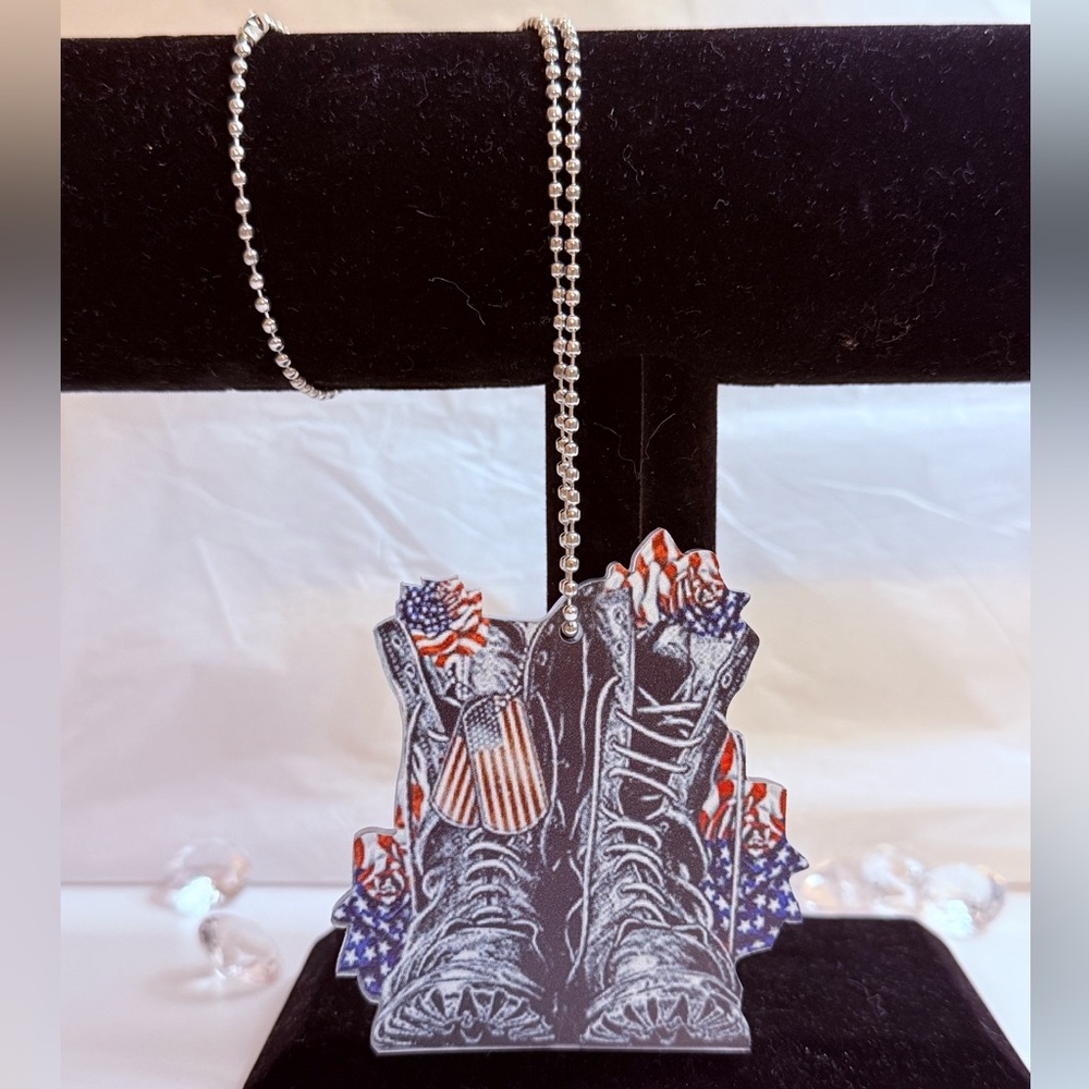 Patriotic Military Boots w/Chain